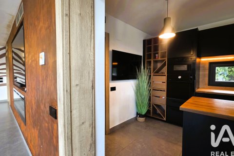 Dom w Sant Fost de Campsentelles, Barcelona, Hiszpania 5 sypialni, 276 mkw. nr 152571 – zdjęcie 8