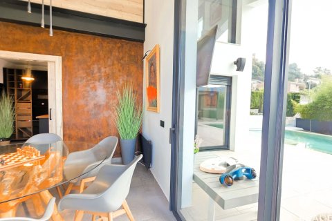 Dom w Sant Fost de Campsentelles, Barcelona, Hiszpania 5 sypialni, 276 mkw. nr 152571 – zdjęcie 6