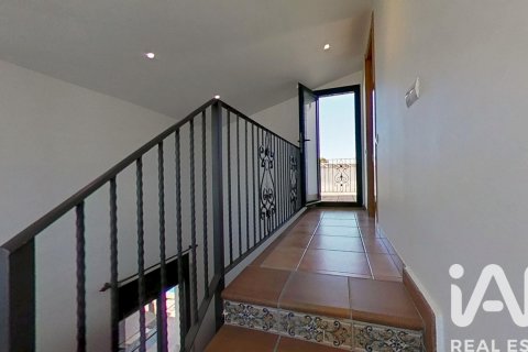 Dom w Deltebre, Tarragona, Hiszpania 3 sypialnie, 143 mkw. nr 152572 – zdjęcie 13