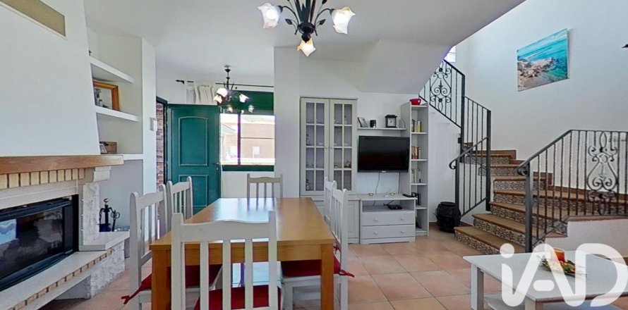 Dom w Deltebre, Tarragona, Hiszpania 3 sypialnie, 143 mkw. nr 152572