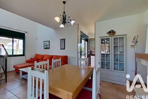 Dom w Deltebre, Tarragona, Hiszpania 3 sypialnie, 143 mkw. nr 152572 – zdjęcie 3