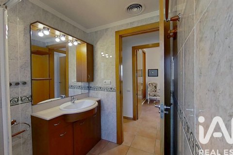 Dom w Deltebre, Tarragona, Hiszpania 3 sypialnie, 143 mkw. nr 152572 – zdjęcie 9