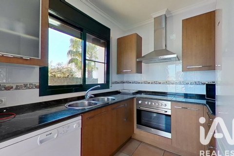 Dom w Deltebre, Tarragona, Hiszpania 3 sypialnie, 143 mkw. nr 152572 – zdjęcie 5