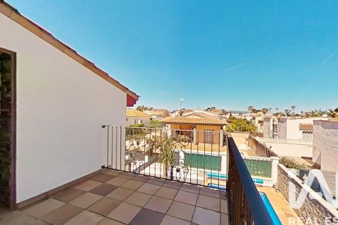 Dom w Deltebre, Tarragona, Hiszpania 3 sypialnie, 143 mkw. nr 152572 – zdjęcie 14