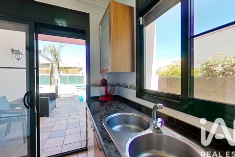 Dom w Deltebre, Tarragona, Hiszpania 3 sypialnie, 143 mkw. nr 152572 – zdjęcie 6