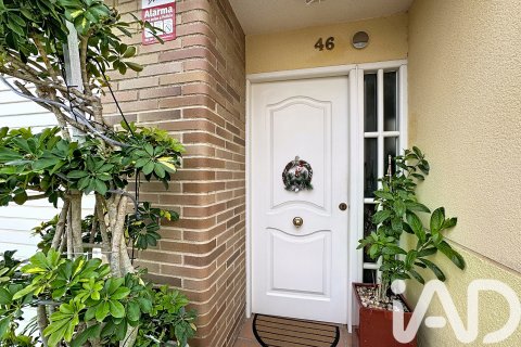 Kaupunkipientalo myytävänä Calafell, Tarragona, Espanja, 4 makuuhuonetta, 182 m2 No. 152568 - kuva 23