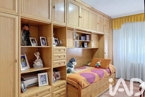 Kaupunkipientalo myytävänä Calafell, Tarragona, Espanja, 4 makuuhuonetta, 182 m2 No. 152568 - kuva 13