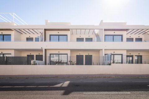 Bungalowi myytävänä Torrevieja, Alicante, Espanja, 2 makuuhuonetta, 83 m2 No. 76987 - kuva 30