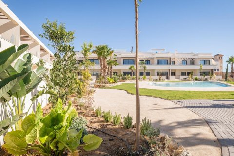 Bungalowi myytävänä Torrevieja, Alicante, Espanja, 2 makuuhuonetta, 83 m2 No. 76987 - kuva 25