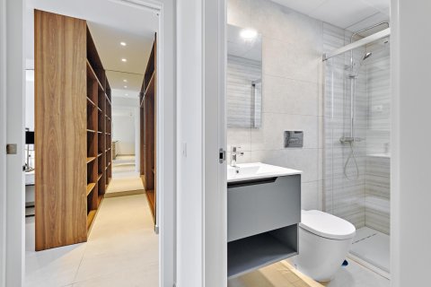 Bungalowi myytävänä Torrevieja, Alicante, Espanja, 2 makuuhuonetta, 83 m2 No. 76987 - kuva 17