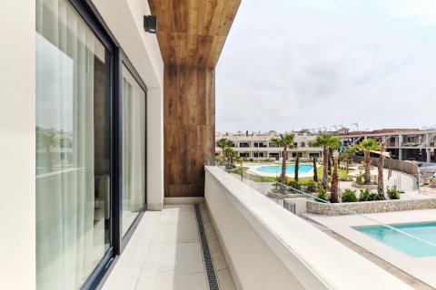 Bungalowi myytävänä Torrevieja, Alicante, Espanja, 2 makuuhuonetta, 83 m2 No. 76987 - kuva 20