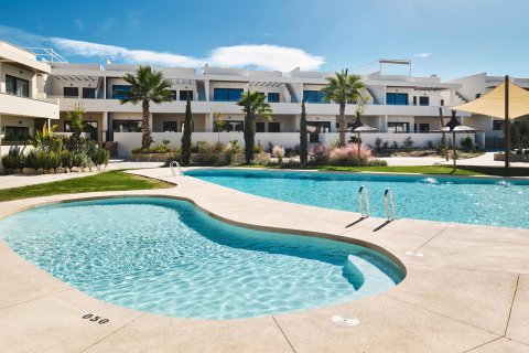 Bungalow w Torrevieja, Alicante, Hiszpania 2 sypialnie, 83 mkw. nr 76987