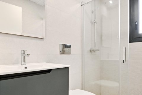 Продажа бунгало в Торревьеха, Аликанте, Испания 2 спальни, 83м2 №76986 - фото 24