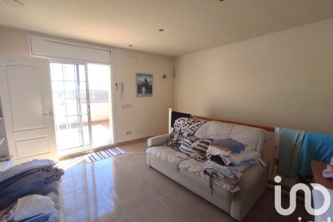 Kamienica w El Vendrell, Tarragona, Hiszpania 4 sypialnie, 247 mkw. nr 152966 – zdjęcie 30