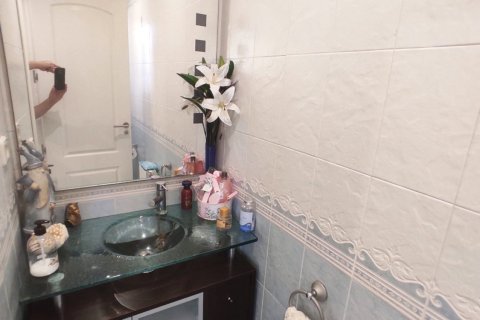 Kamienica w El Vendrell, Tarragona, Hiszpania 4 sypialnie, 247 mkw. nr 152966 – zdjęcie 7