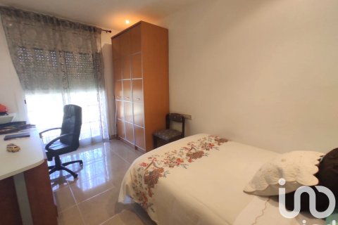 Kamienica w El Vendrell, Tarragona, Hiszpania 4 sypialnie, 247 mkw. nr 152966 – zdjęcie 20