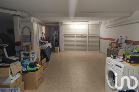 Kamienica w El Vendrell, Tarragona, Hiszpania 4 sypialnie, 247 mkw. nr 152966 – zdjęcie 5