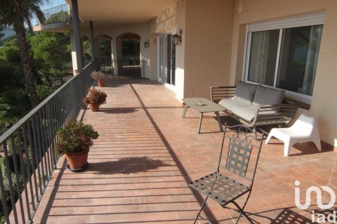 Māja pārdošanā Cabrils, Barcelona, Spānijā 6 istabas, 689 m2 Nr. 152968 - attēls 24