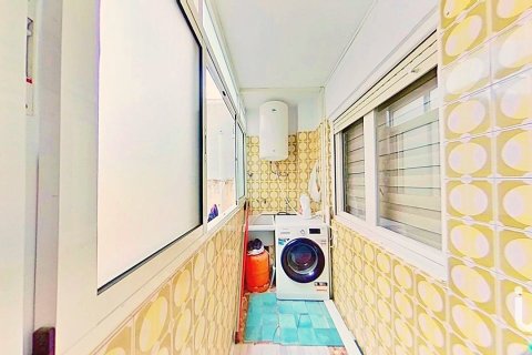 Продажа квартиры в Аликанте, Испания 3 спальни, 73м2 №152965 - фото 9