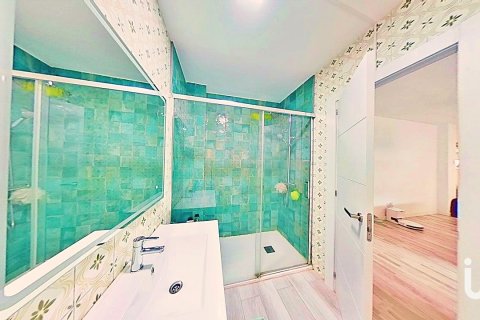 Продажа квартиры в Аликанте, Испания 3 спальни, 73м2 №152965 - фото 12