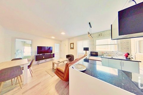 Продажа квартиры в Аликанте, Испания 3 спальни, 73м2 №152965 - фото 5