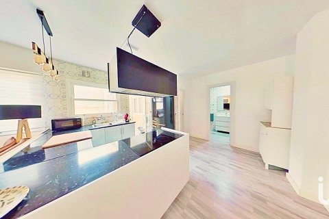 Продажа квартиры в Аликанте, Испания 3 спальни, 73м2 №152965 - фото 6