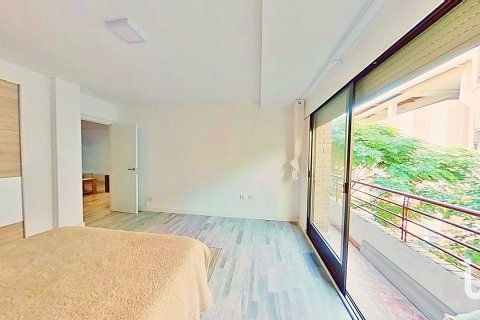 Продажа квартиры в Аликанте, Испания 3 спальни, 73м2 №152965 - фото 17