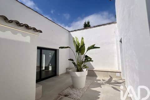 Talo myytävänä Sant Andreu de Llavaneres, Barcelona, Espanja, 8 makuuhuonetta, 2800 m2 No. 152962 - kuva 11