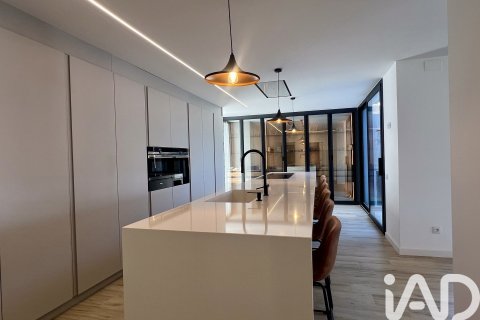 Talo myytävänä Sant Andreu de Llavaneres, Barcelona, Espanja, 8 makuuhuonetta, 2800 m2 No. 152962 - kuva 8