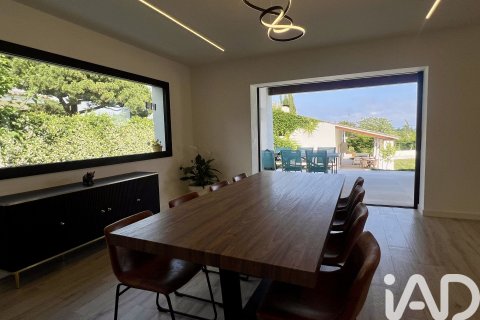 Talo myytävänä Sant Andreu de Llavaneres, Barcelona, Espanja, 8 makuuhuonetta, 2800 m2 No. 152962 - kuva 7