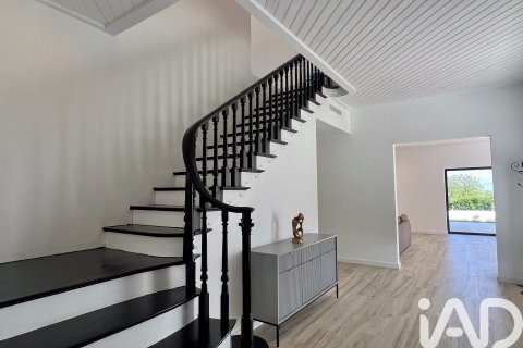 Talo myytävänä Sant Andreu de Llavaneres, Barcelona, Espanja, 8 makuuhuonetta, 2800 m2 No. 152962 - kuva 4