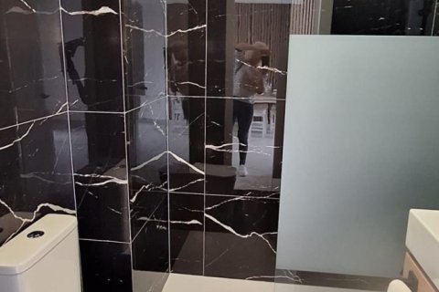 Wohnung zum Verkauf in Torrevieja, Alicante, Spanien 1 Schlafzimmer, 95 m2 Nr. 165962 - Foto 15