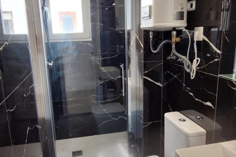 Wohnung zum Verkauf in Torrevieja, Alicante, Spanien 1 Schlafzimmer, 95 m2 Nr. 165962 - Foto 12