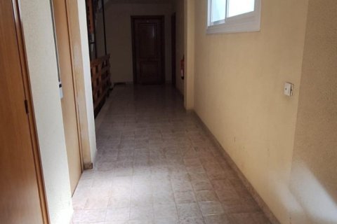 Wohnung zum Verkauf in Torrevieja, Alicante, Spanien 1 Schlafzimmer, 95 m2 Nr. 165962 - Foto 3