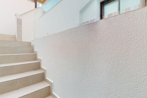 House for sale in Algorfa, Alicante, Spain 4 bedrooms, 191 sq.m. No. 148962 - photo 24