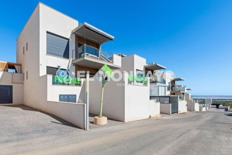 Bungalow i San Miguel de Salinas, Alicante, Spanien 3 sovrum, 92 kvm. Nr. 148957