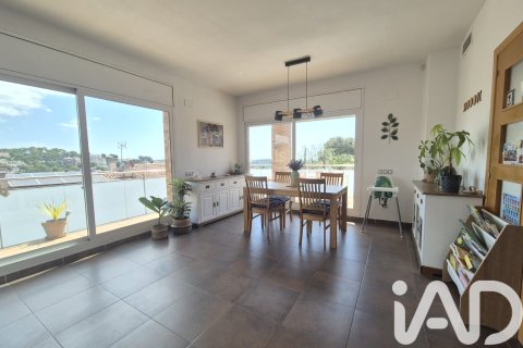 Casa in vendita a Cubelles, Barcelona, Spagna 4 camere da letto, 285 mq. N° 172207 - foto 17