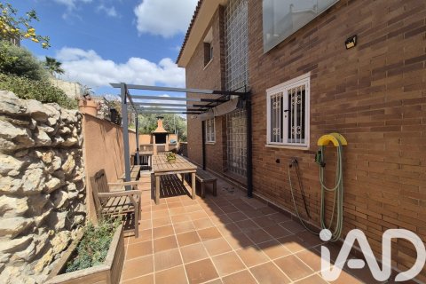 Casa in vendita a Cubelles, Barcelona, Spagna 4 camere da letto, 285 mq. N° 172207 - foto 5