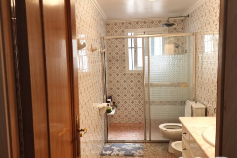 Wohnung zum Verkauf in Gandia, Valencia, Spanien 4 Schlafzimmer, 139 m2 Nr. 172294 - Foto 25