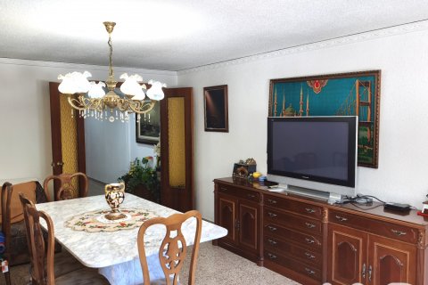 Wohnung zum Verkauf in Gandia, Valencia, Spanien 4 Schlafzimmer, 139 m2 Nr. 172294 - Foto 7