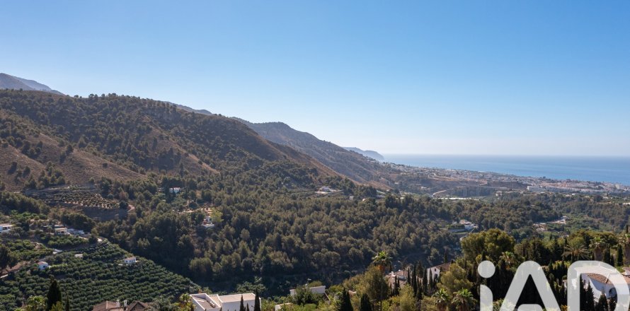 Land in Frigiliana, Malaga, Spanien 2205 m2 Nr. 172292