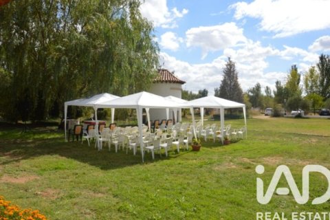 Land zum Verkauf in Camarma de Esteruelas, Madrid, Spanien 9970 m2 Nr. 172206 - Foto 5