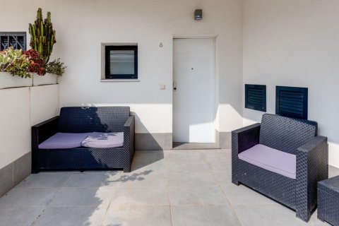 Apartment for sale in La Mata, Alicante, Spain 2 bedrooms, 59 sq.m. No. 146108 - photo 4