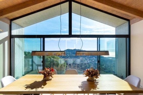 Villa for sale in Cabrils, Barcelona, Spain 5 bedrooms, 712 sq.m. No. 161449 - photo 12