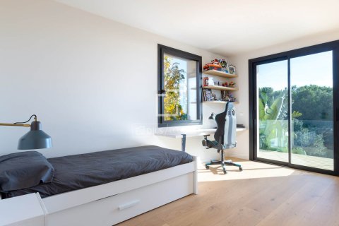 Villa for sale in Cabrils, Barcelona, Spain 5 bedrooms, 712 sq.m. No. 161449 - photo 24