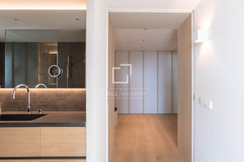 Villa for sale in Cabrils, Barcelona, Spain 5 bedrooms, 712 sq.m. No. 161449 - photo 19