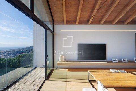 Villa for sale in Cabrils, Barcelona, Spain 5 bedrooms, 712 sq.m. No. 161449 - photo 5