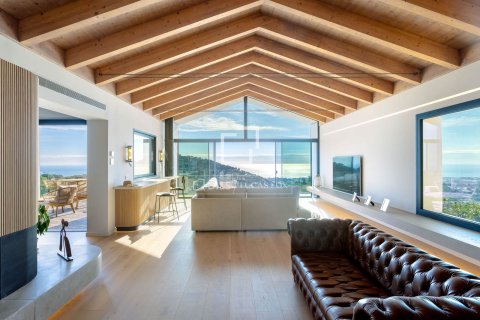 Villa for sale in Cabrils, Barcelona, Spain 5 bedrooms, 712 sq.m. No. 161449 - photo 6