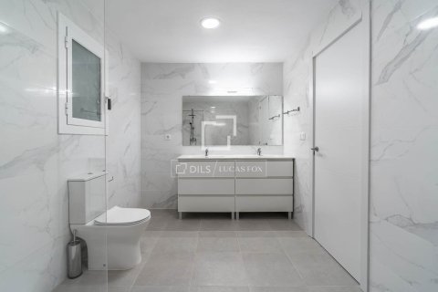 Lägenhet till salu i Barcelona, Spanien 3 sovrum, 95 kvm. Nr. 161451 - foto 7