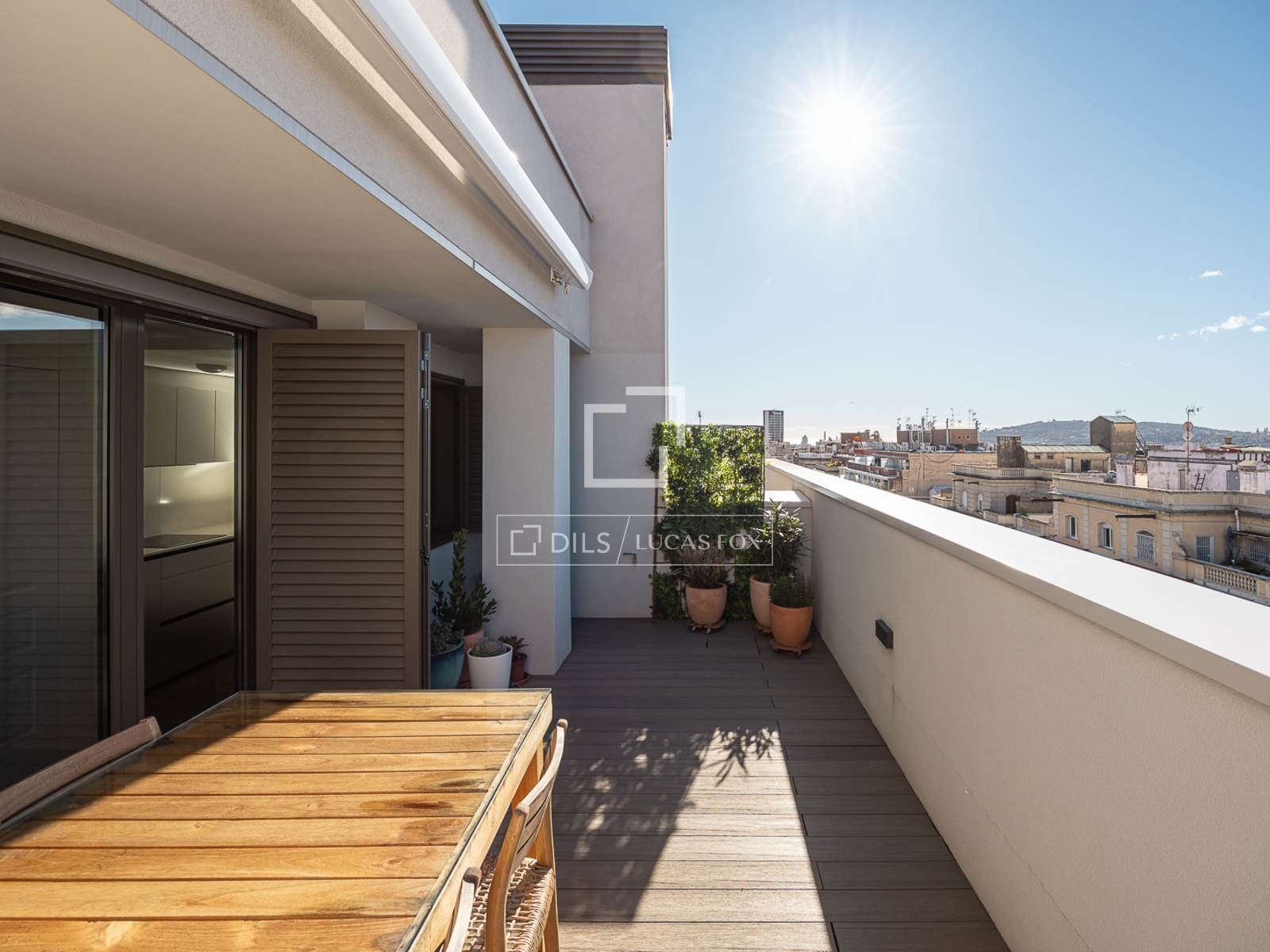 Penthouse in Barcelona, Spain 1 bedroom, 58 sq.m. No. 161450
